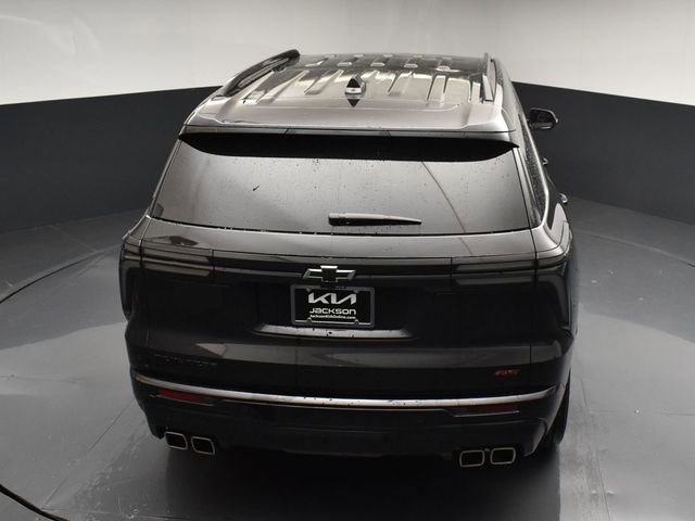 Used 2026 Chevrolet Traverse RS FWD image 46