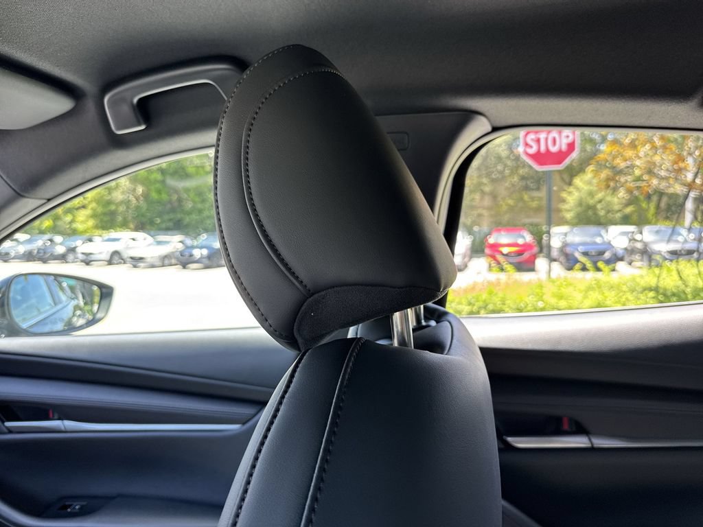 Certified 2025 MAZDA MAZDA3 s Sport FWD image 16