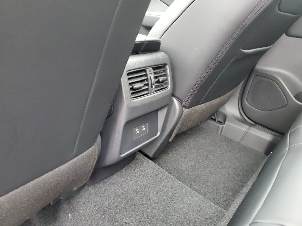 New 2026 Nissan Rogue Dark Armor AWD/4WD image 16