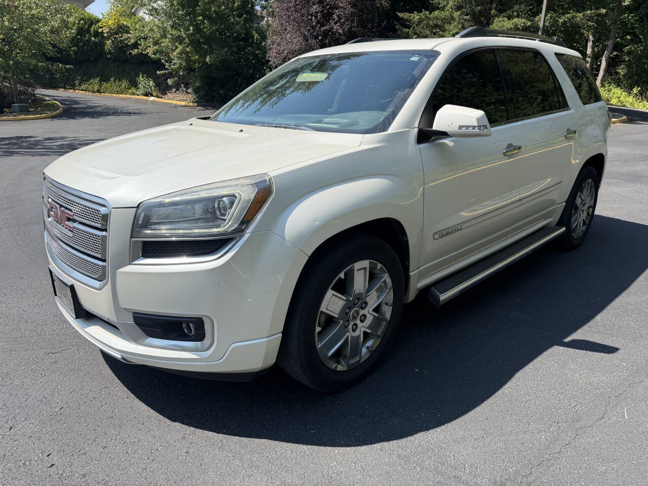 Used 2014 GMC Acadia Denali AWD/4WD image 1