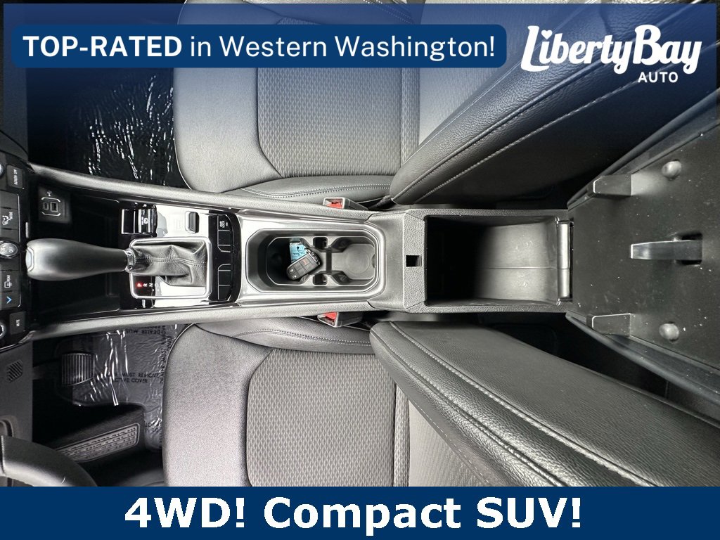 Used 2025 Jeep Compass Latitude image 12