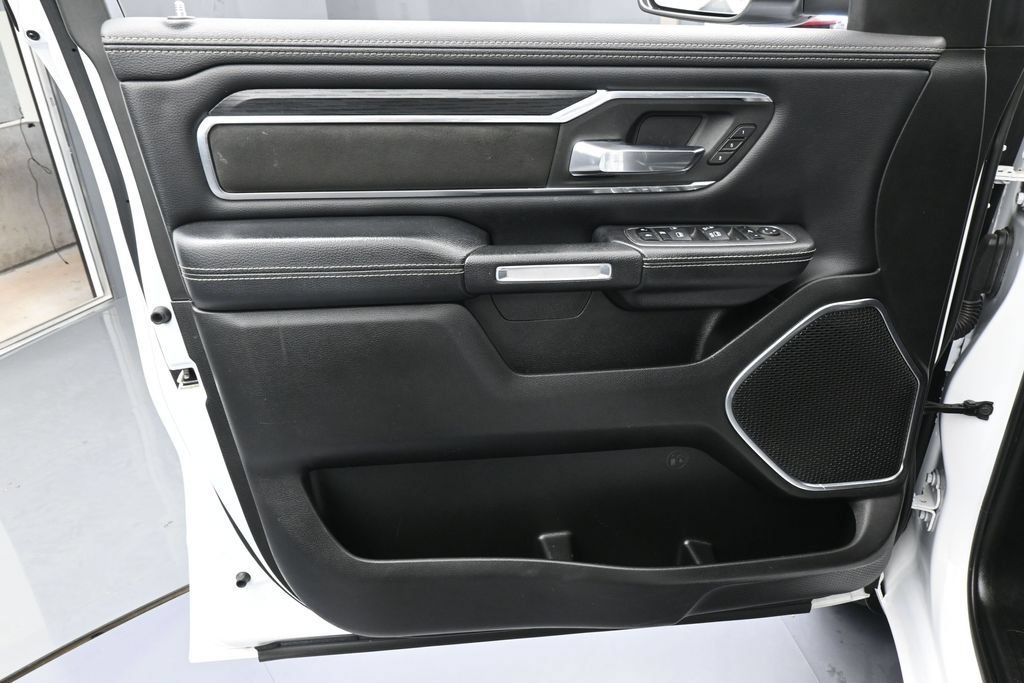 Used 2024 RAM 1500 Laramie RWD image 13