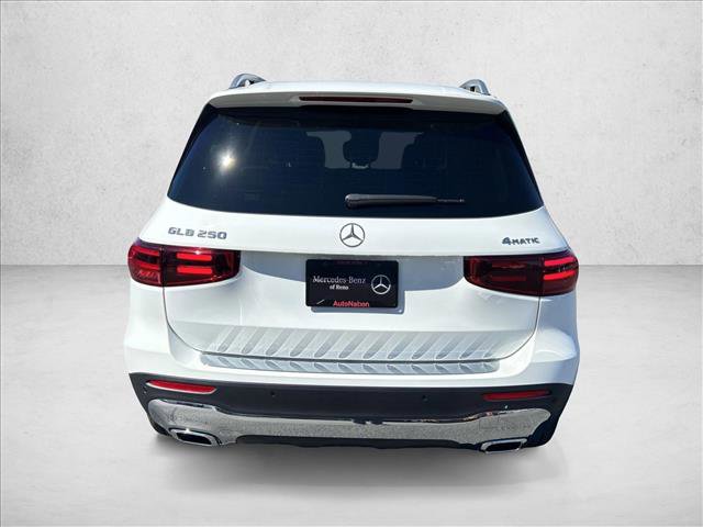 New 2026 Mercedes-Benz GLB 250 4MATIC image 8