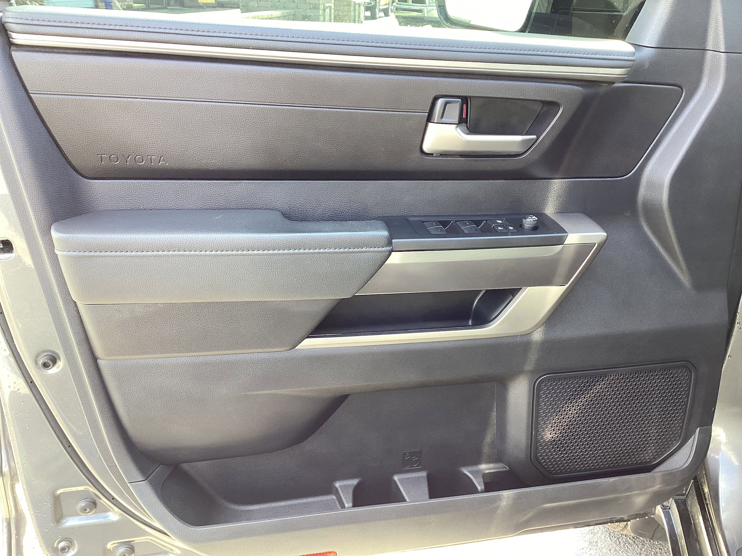 Used 2022 Toyota Tundra SR5 w/ TRD Off-Road Premium Package image 14