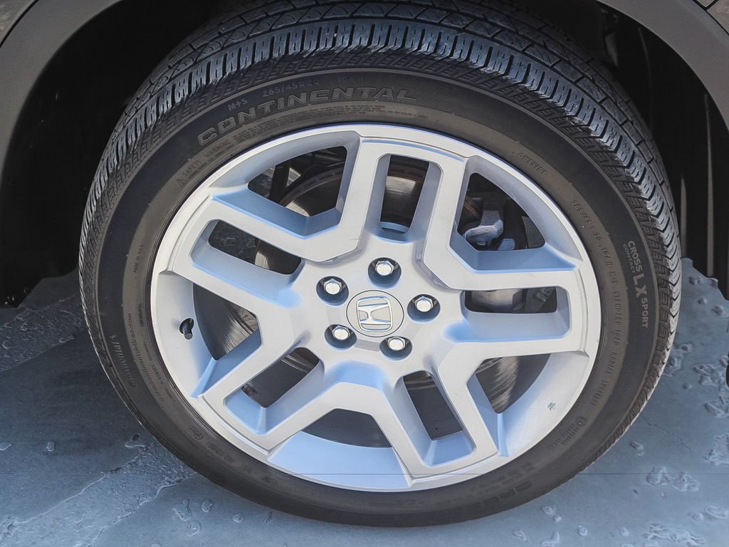 Certified 2025 Honda Passport EX-L image 10