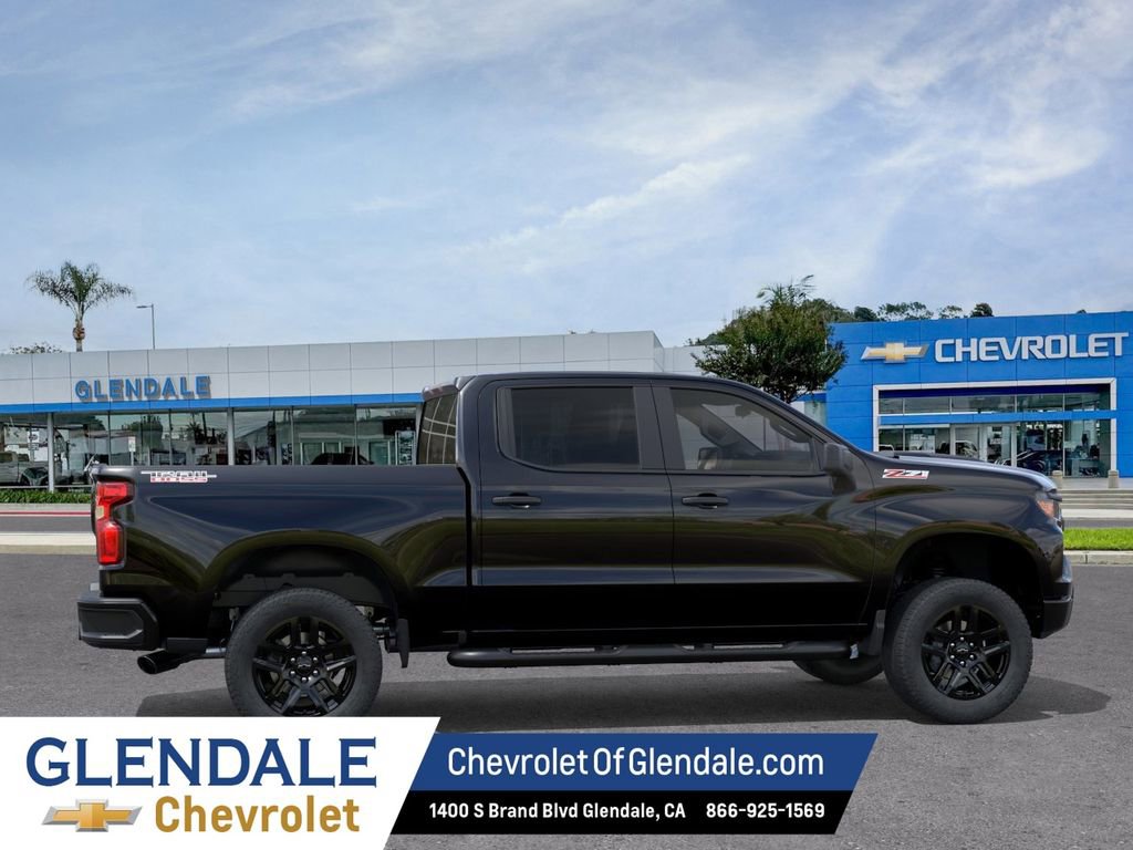 New 2026 Chevrolet Silverado 1500 Custom Trail Boss w/ Turbomax Blackout Package AWD/4WD image 5
