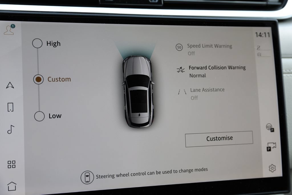 Certified 2026 Jaguar F-PACE R-Dynamic S AWD/4WD image 29