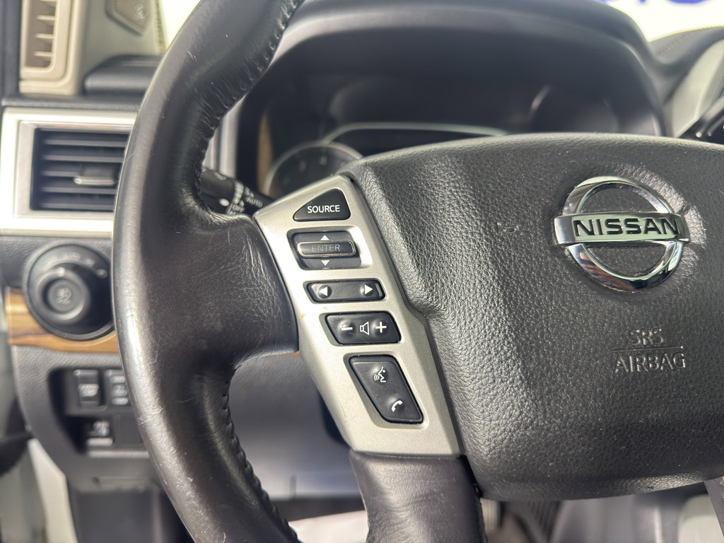 Used 2020 Nissan Titan SL w/ Moonroof Package RWD image 18