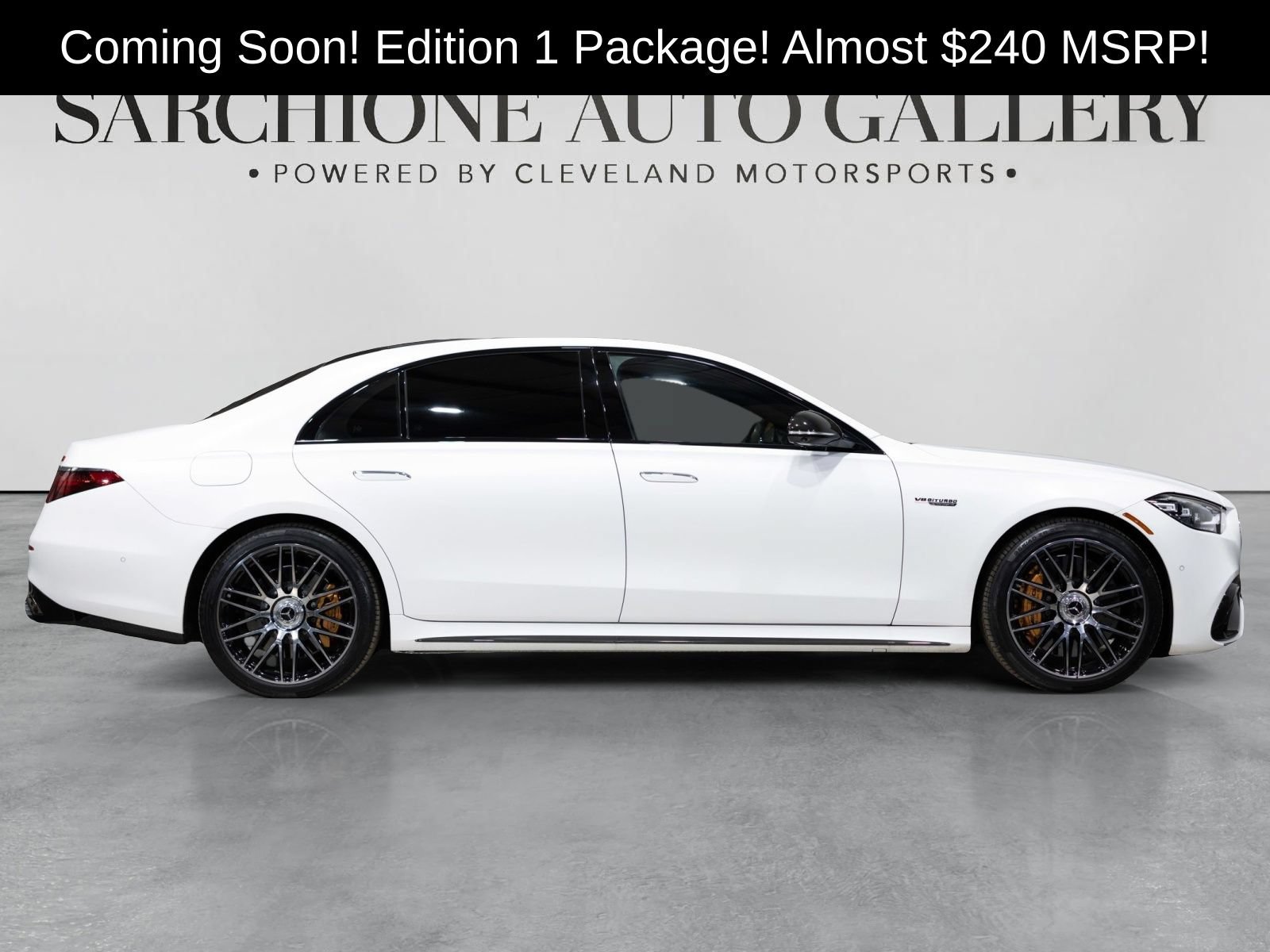 Used 2024 Mercedes-Benz S 63 AMG S w/ Carbon Fiber Exterior Package image 23