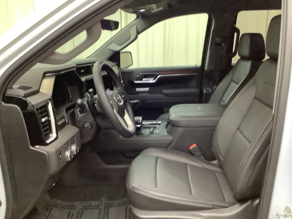 New 2026 GMC Sierra 1500 Denali w/ Technology Package AWD/4WD image 14
