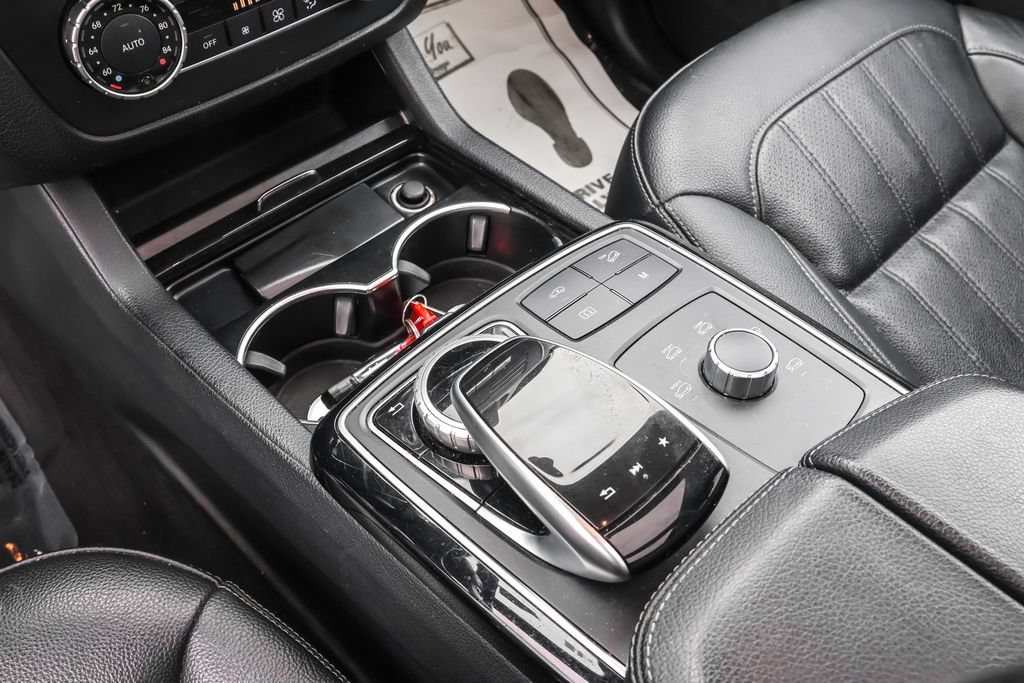 Used 2017 Mercedes-Benz GLS 450 4MATIC image 27