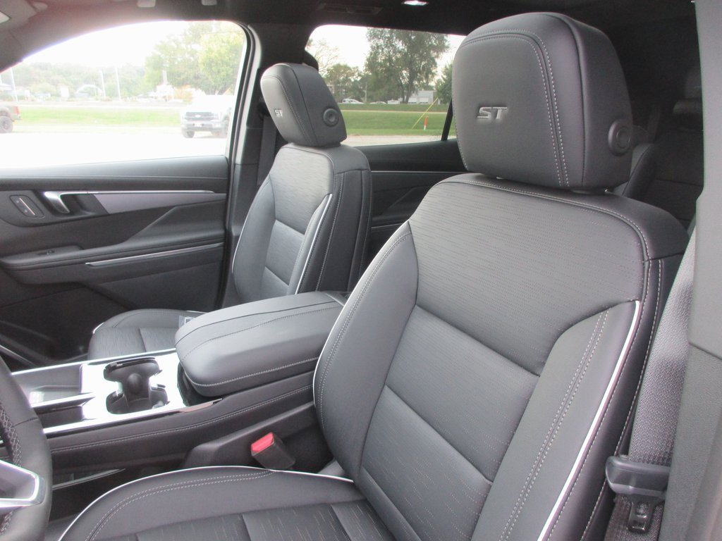 New 2026 Buick Enclave Sport Touring w/ Power Package image 15