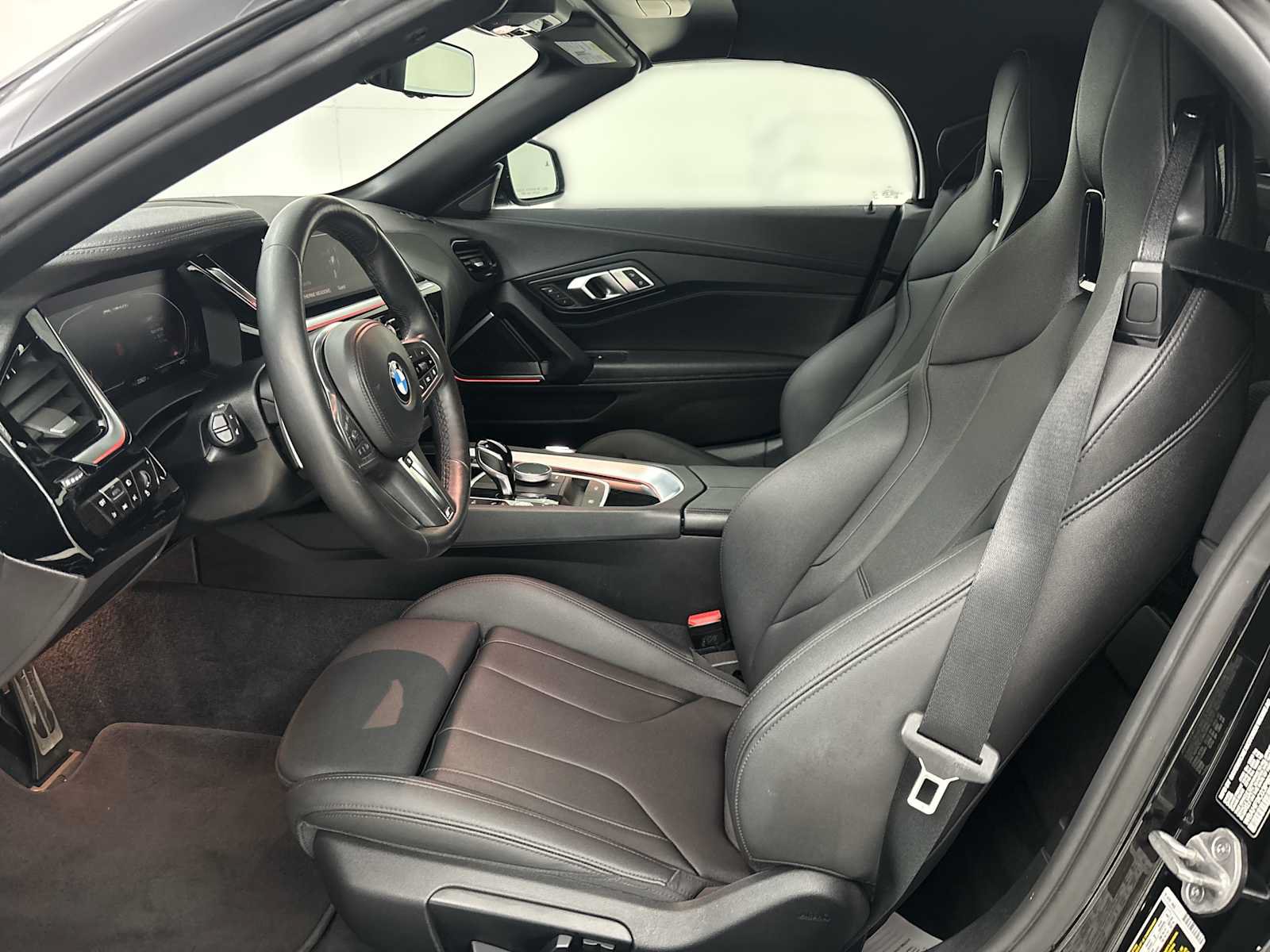 Used 2023 BMW Z4 M40i w/ Driving Assistance Package RWD image 13