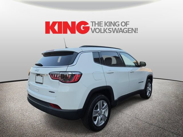 Used 2022 Jeep Compass Latitude AWD/4WD image 3