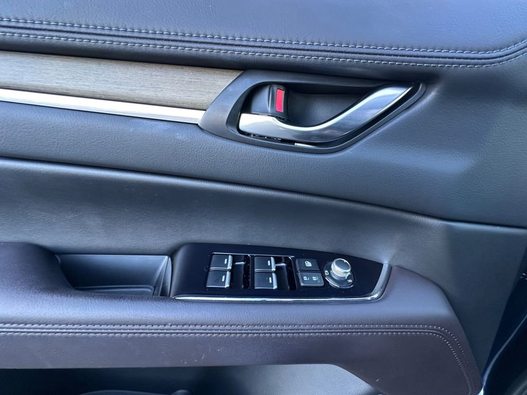 Used 2019 MAZDA CX-5 Signature image 11