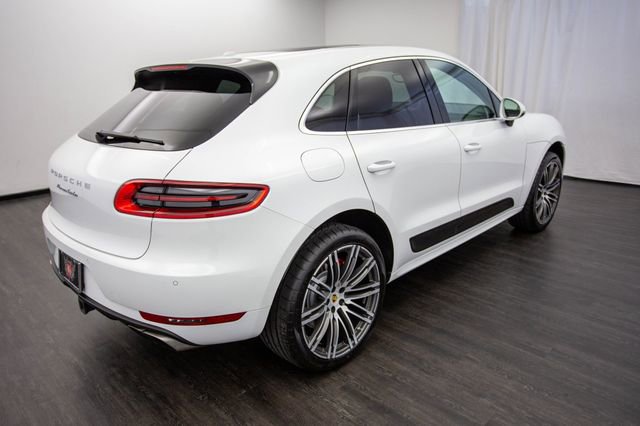 Used 2015 Porsche Macan Turbo image 10