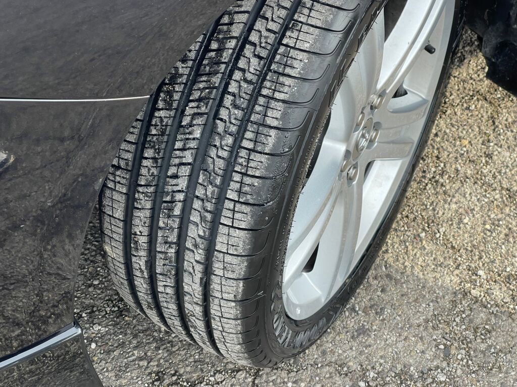 Used 2013 Toyota Corolla S image 20