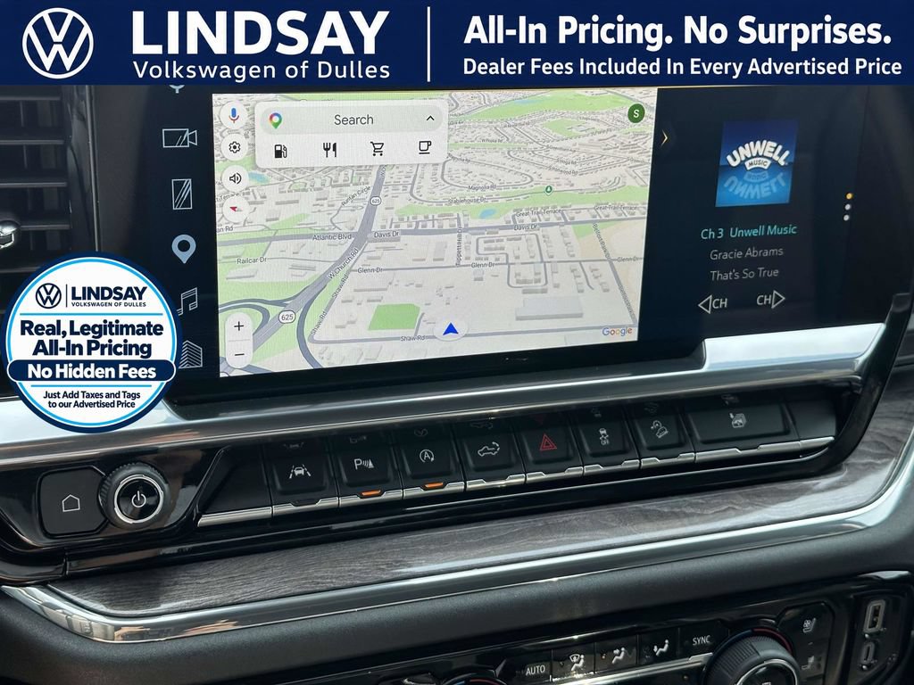 Used 2024 Chevrolet Silverado 1500 LTZ w/ Z71 Off-Road Package AWD/4WD image 17