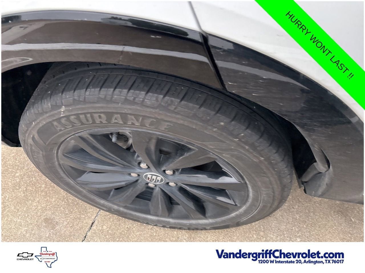 Used 2024 Buick Envista Sport Touring w/ Convenience I Package FWD image 4
