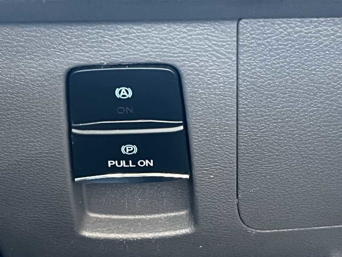 Used 2024 Ford Transit 250 Low Roof w/ Exterior Upgrade Package image 32