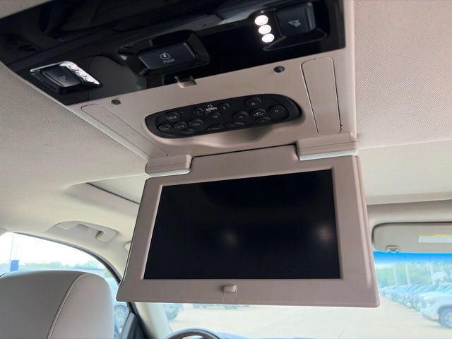 Used 2016 Cadillac Escalade ESV Premium AWD/4WD image 52