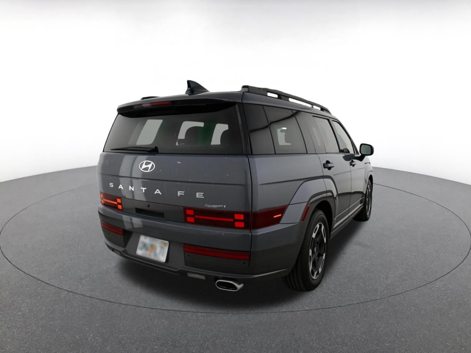 Used 2025 Hyundai Santa Fe SEL FWD image 15