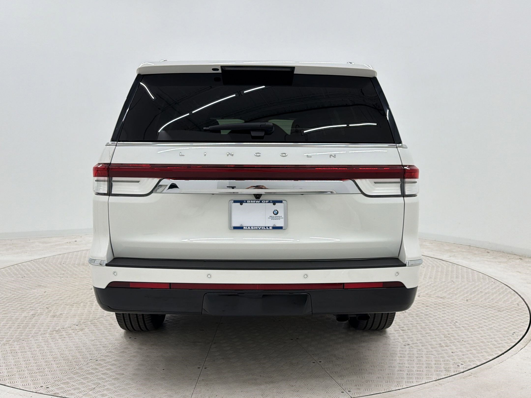 Used 2023 Lincoln Navigator Reserve AWD/4WD image 10