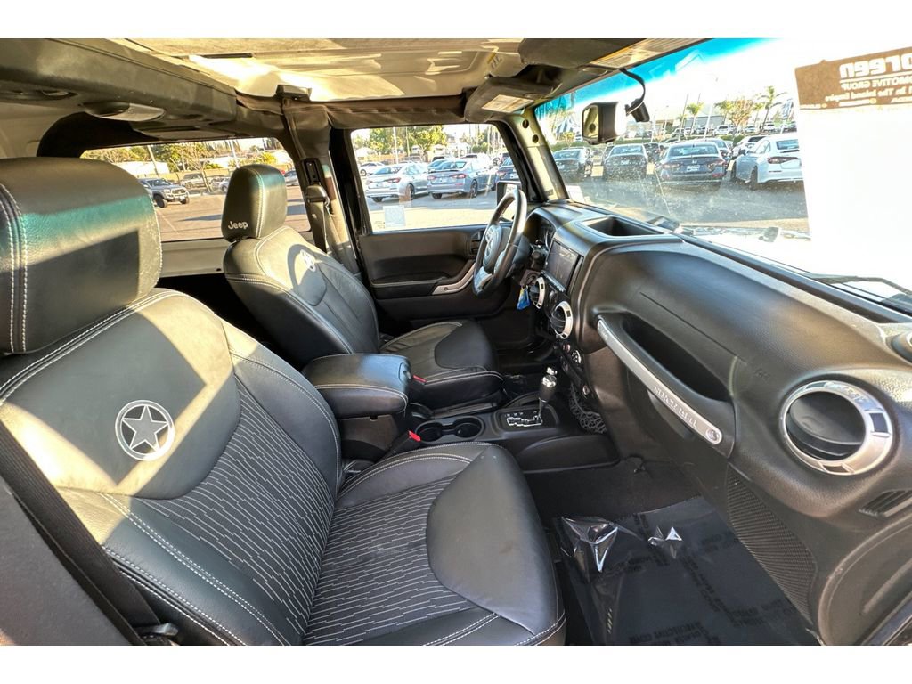 Used 2015 Jeep Wrangler Sport image 19