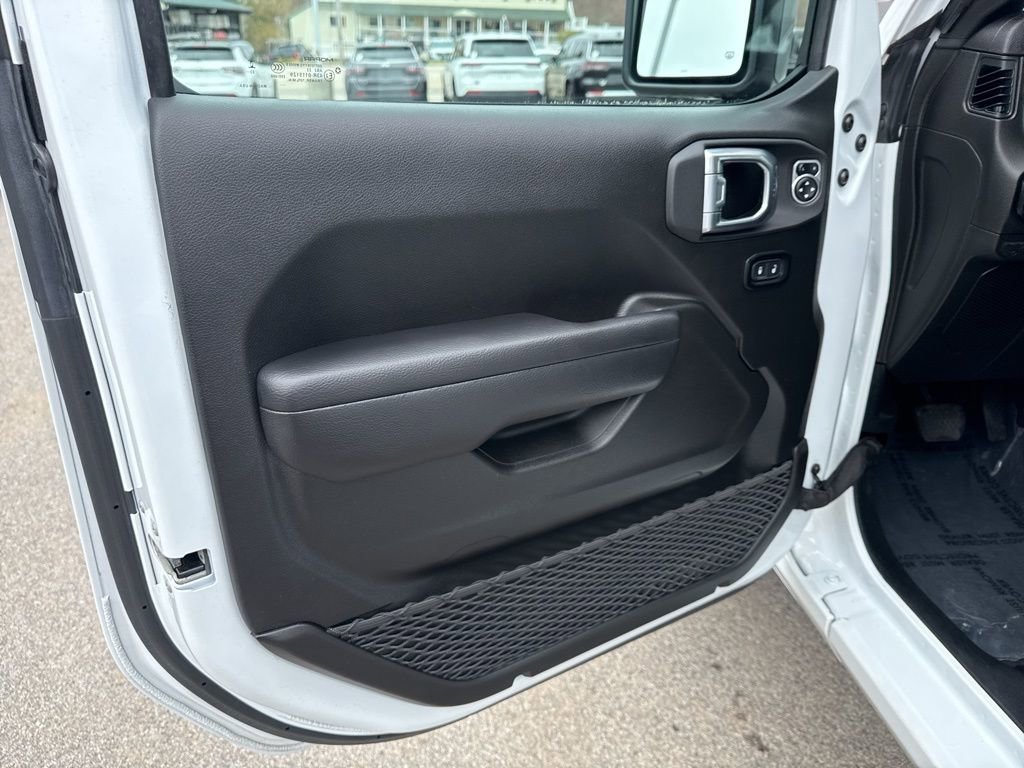 Certified 2024 Jeep Wrangler Sport S AWD/4WD image 19