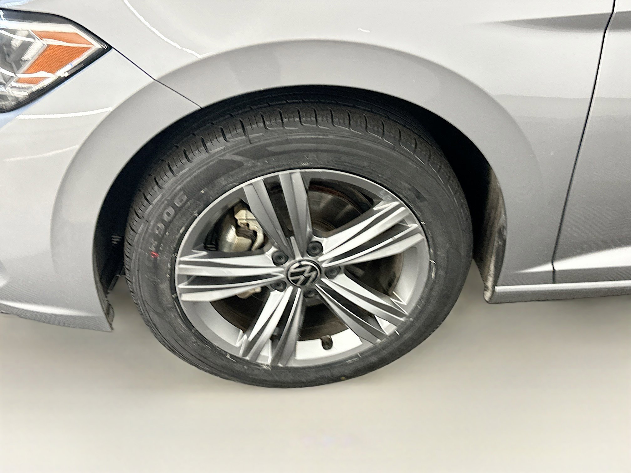 Used 2024 Volkswagen Jetta SE image 11