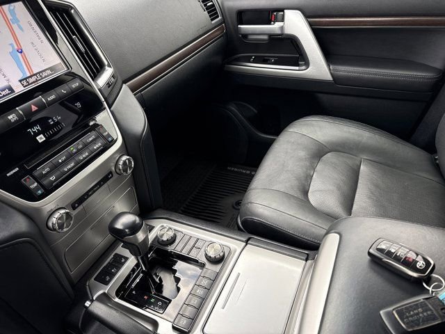 Used 2019 Toyota Land Cruiser AWD/4WD image 29