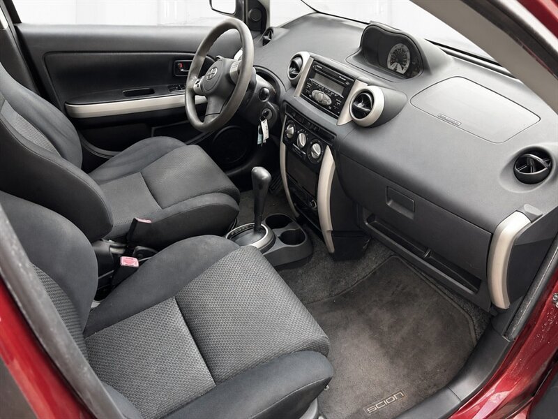 Used 2006 Scion xA FWD image 8
