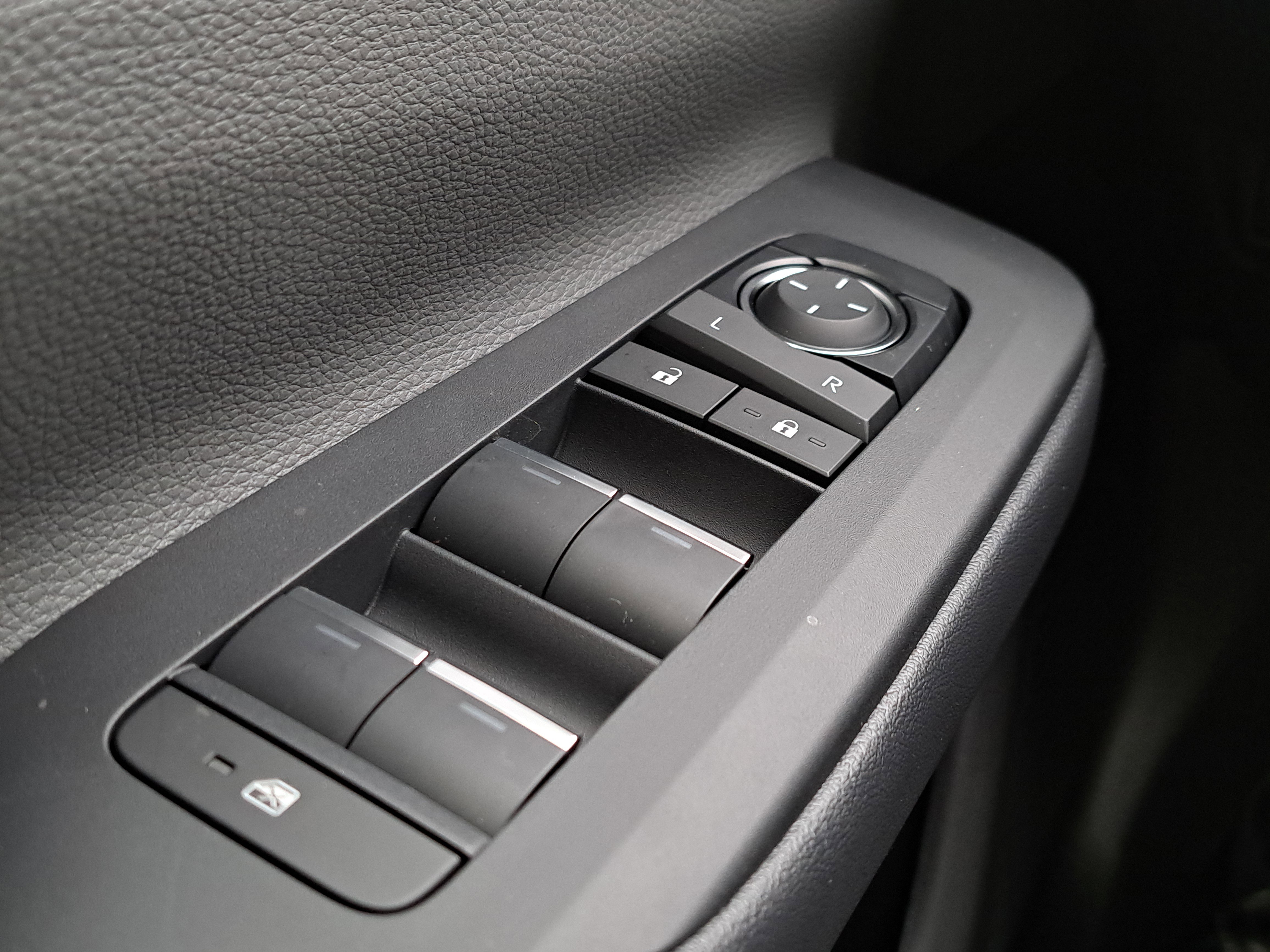 New 2026 Toyota Prius XLE image 27