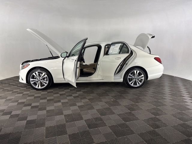 Used 2019 Mercedes-Benz C 300 4MATIC Sedan image 11