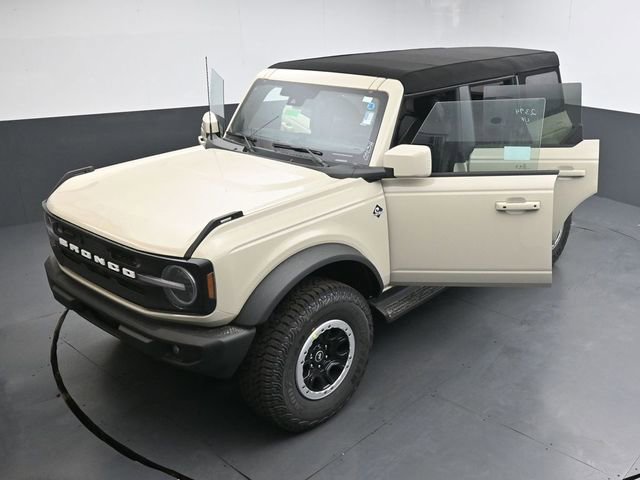 New 2025 Ford Bronco Outer Banks w/ Sasquatch Package image 30