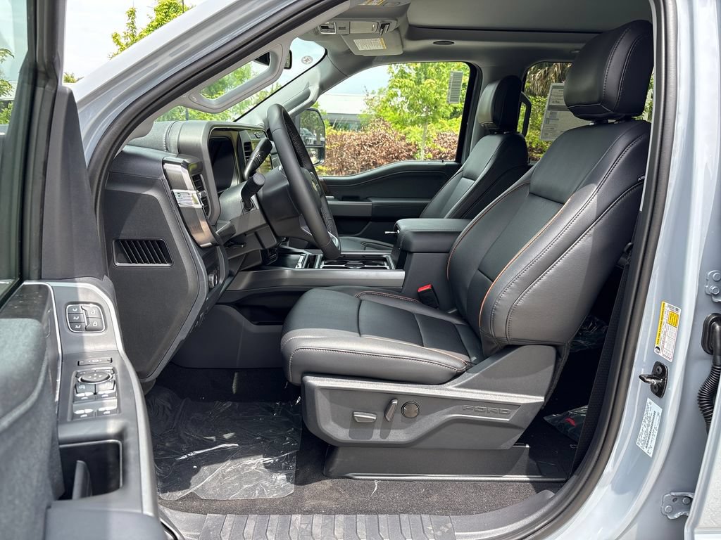 New 2026 Ford F250 Lariat w/ Black Appearance Package AWD/4WD image 27