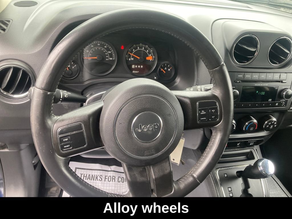 Used 2015 Jeep Patriot High Altitude AWD/4WD image 18