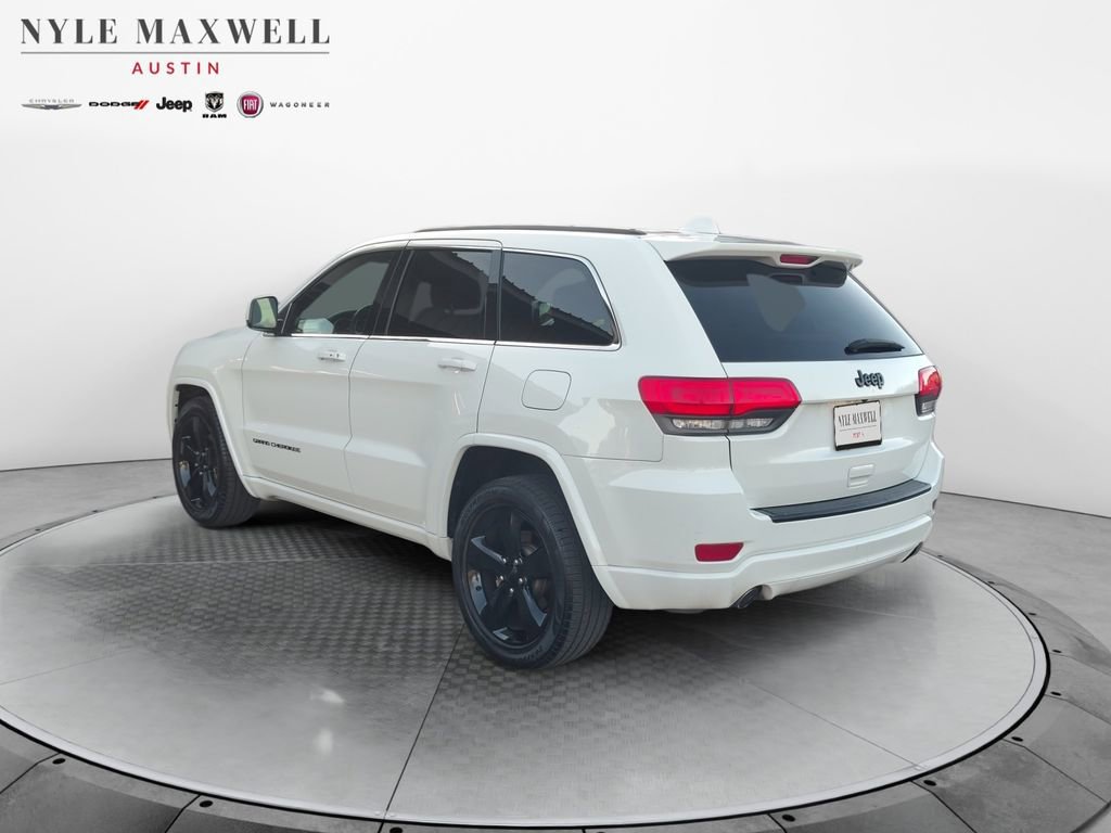 Used 2015 Jeep Grand Cherokee Altitude image 12