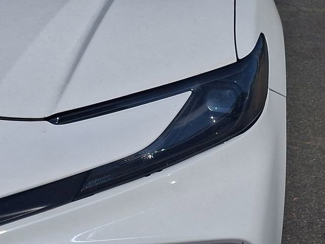 Used 2025 Toyota Camry LE FWD image 9