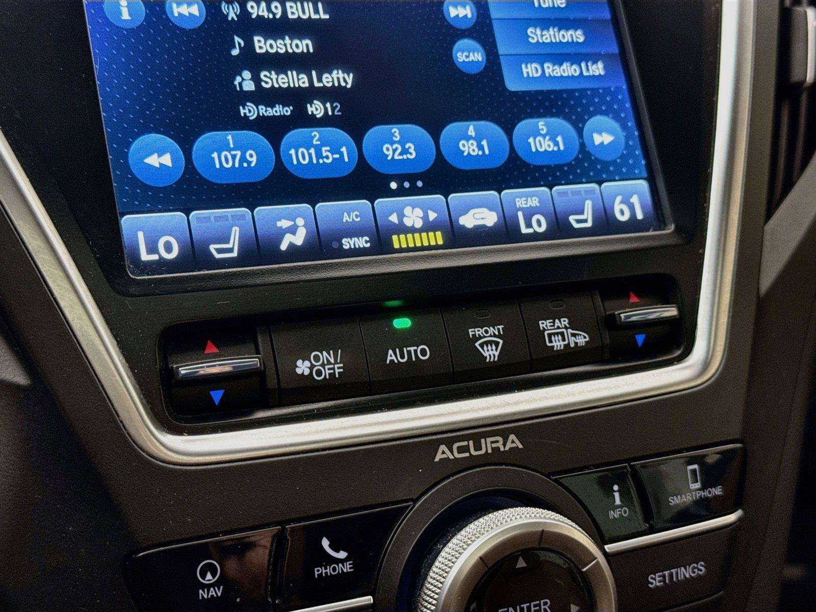 Used 2020 Acura MDX w/ Technology Package AWD/4WD image 25