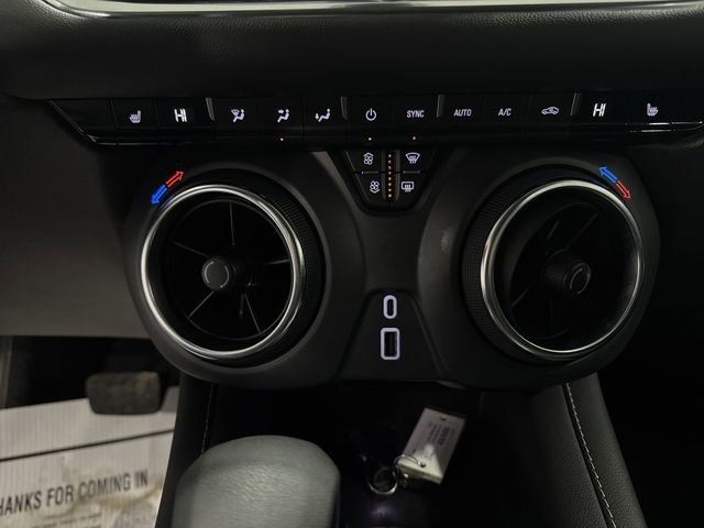 Used 2025 Chevrolet Blazer LT AWD/4WD image 14