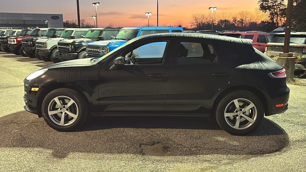 Used 2020 Porsche Macan AWD/4WD image 4