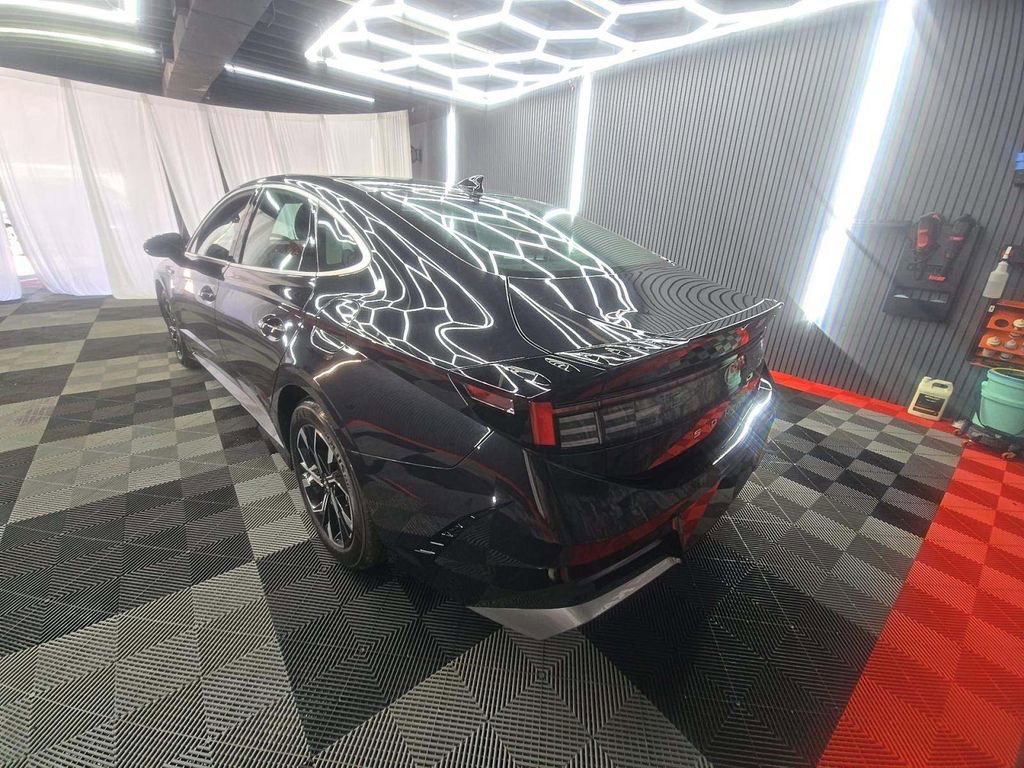 Used 2025 Hyundai Sonata SEL image 3