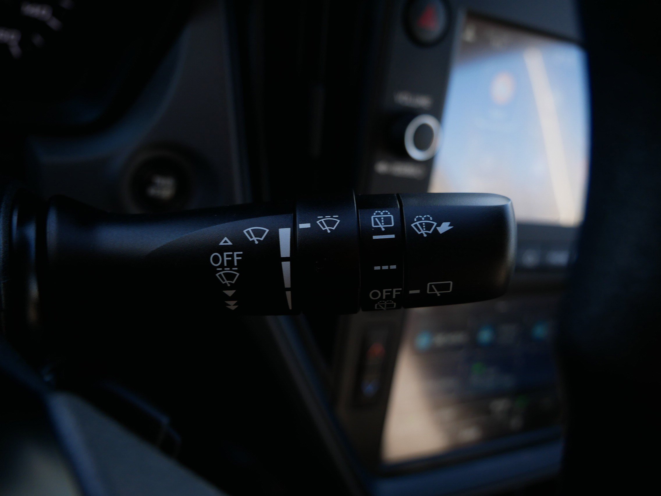 Certified 2025 Subaru Crosstrek 2.0i image 33