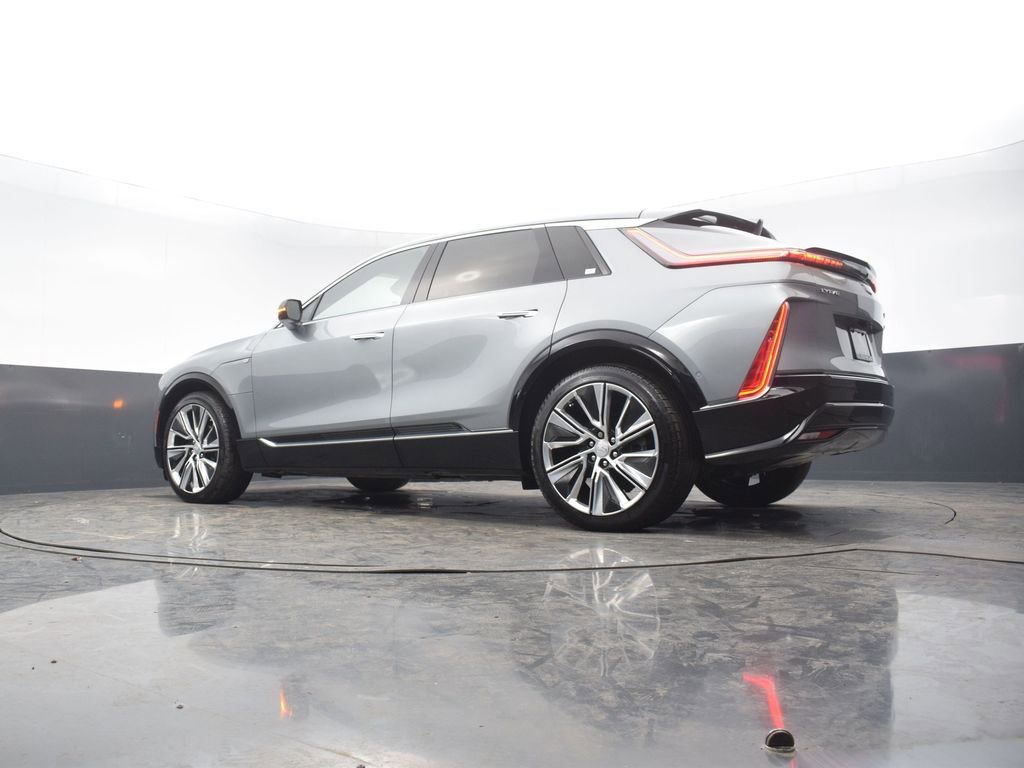 Certified 2024 Cadillac Lyriq Luxury w/ LPO, Floor Liner Package image 49