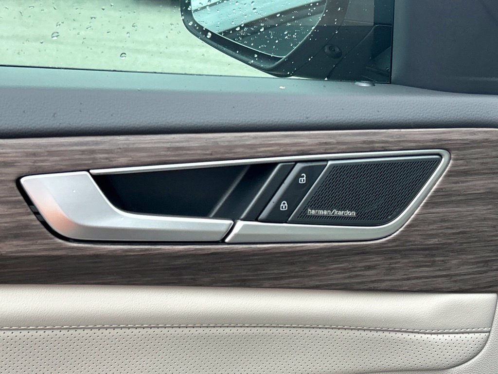 New 2026 Volkswagen Atlas SEL Premium R-Line AWD/4WD image 18