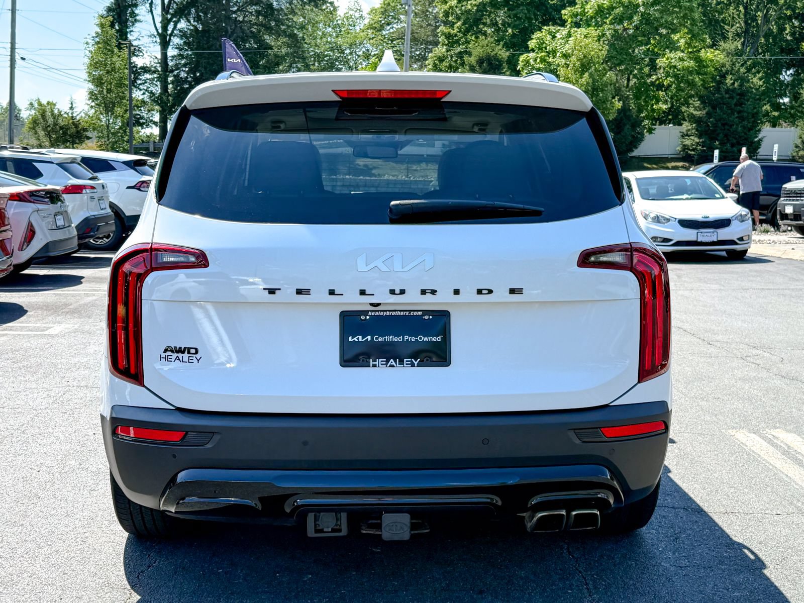 Certified 2022 Kia Telluride EX w/ EX Premium Package AWD/4WD image 7