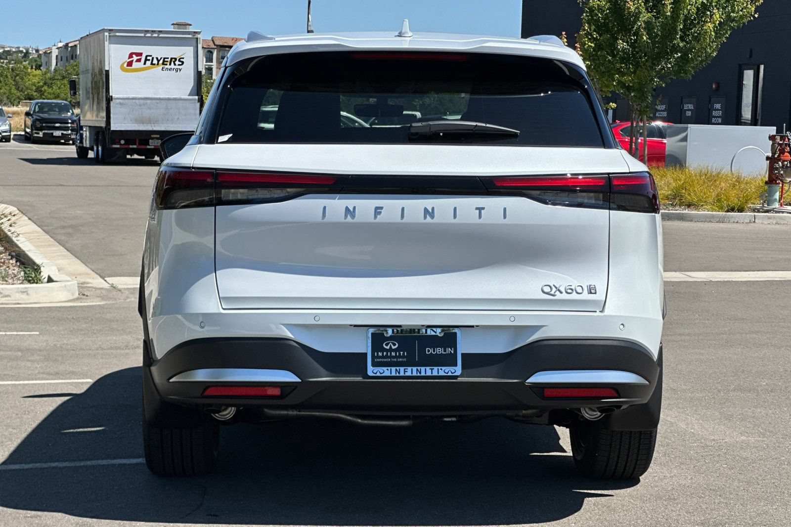 New 2027 INFINITI QX60 Luxe w/ Cargo Package AWD/4WD image 4