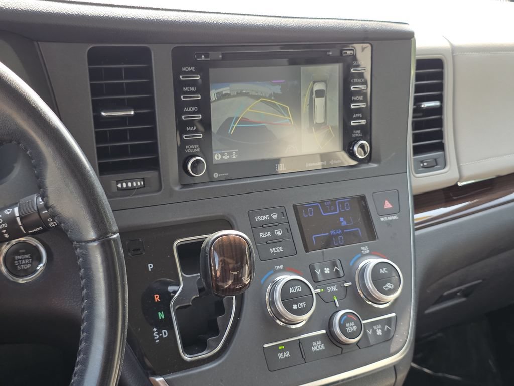 Used 2019 Toyota Sienna Limited AWD/4WD image 14
