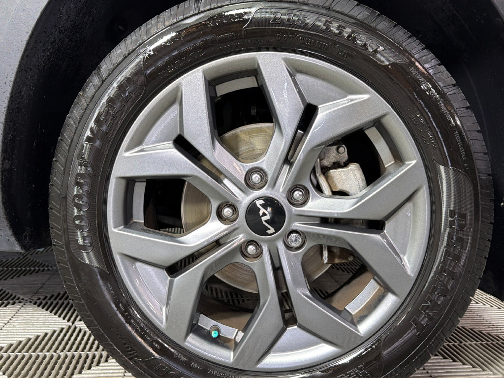 Used 2024 Kia Seltos S FWD image 34